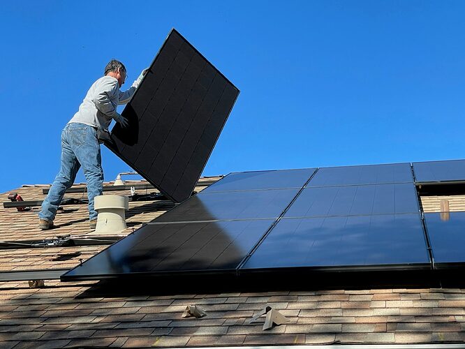 Solaranlage, im Bau befindlich