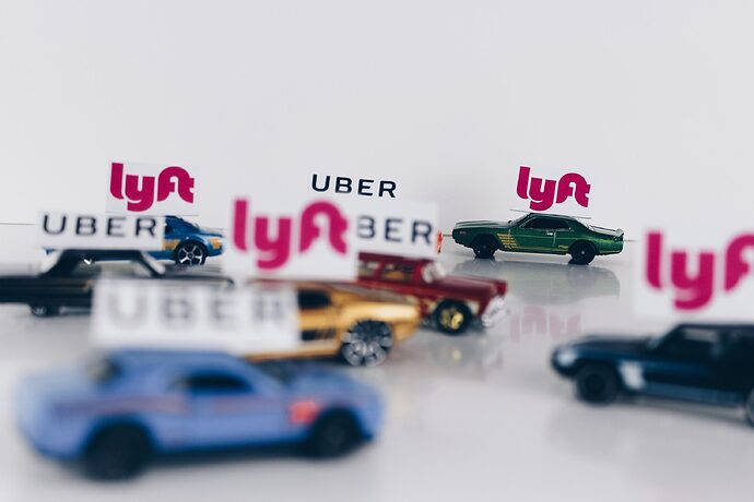 Mitfahrzentrale, Uber, Lyft