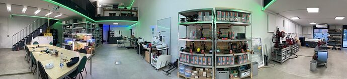 Makerhafen-Panorama-1200x278.jpg.pagespeed.ce.kj6_gsdGCp