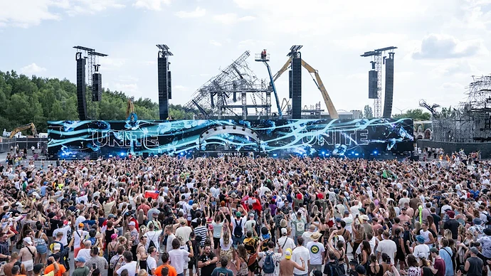 750d03f2c656336adde9428be28cb30e,537d9480