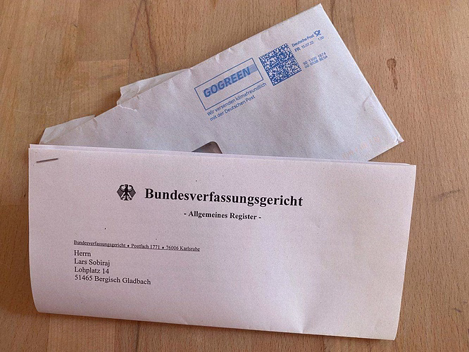 troll-legte-fuer-tarnkappe-info-verfassungsbeschwerde-ein