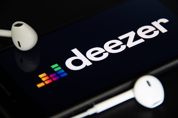 Nahaufnahme des Deezer-Logos