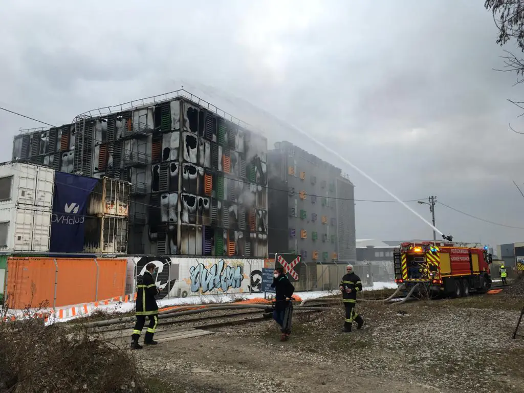 ovh-mit-grossbrand-datencenter-in-strassburg-komplett-abgebrannt