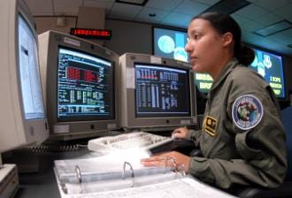 GPS-Satellitenkontrollraum der Schriever Air Force Base in Colorado (USA)