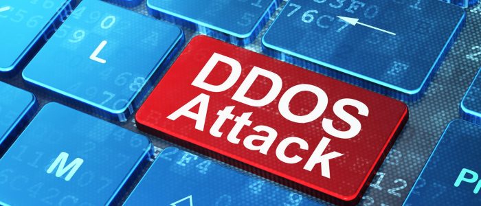 Eine Tastatur mit einer DDoS-Attack-Taste