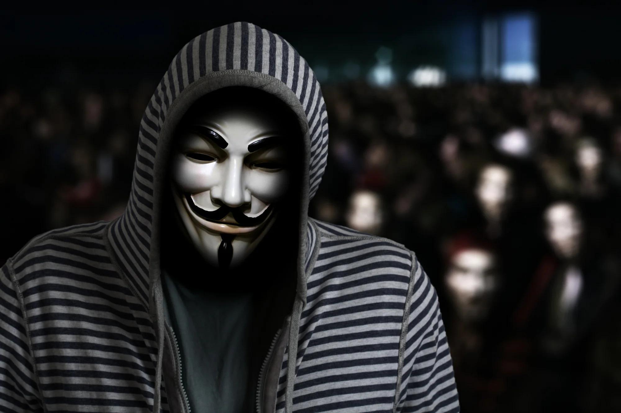 Маска хакеров анонимус
