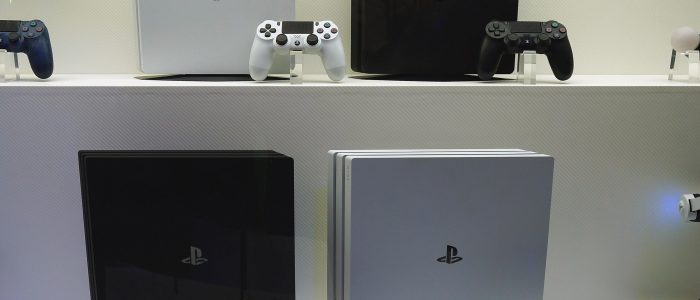 ps4 slim, ps4 pro