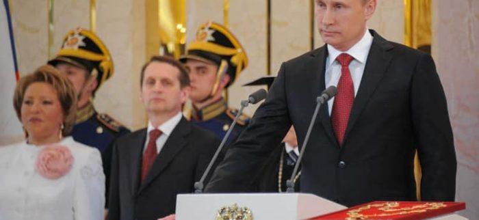 Abhöreinrichtungen, Vladimir Putin bei der Amtsvereidigung, Quelle: Kremel (Creative Commons)
