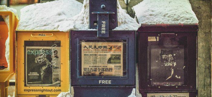 Zeitungen, Schnee, Lesetipps