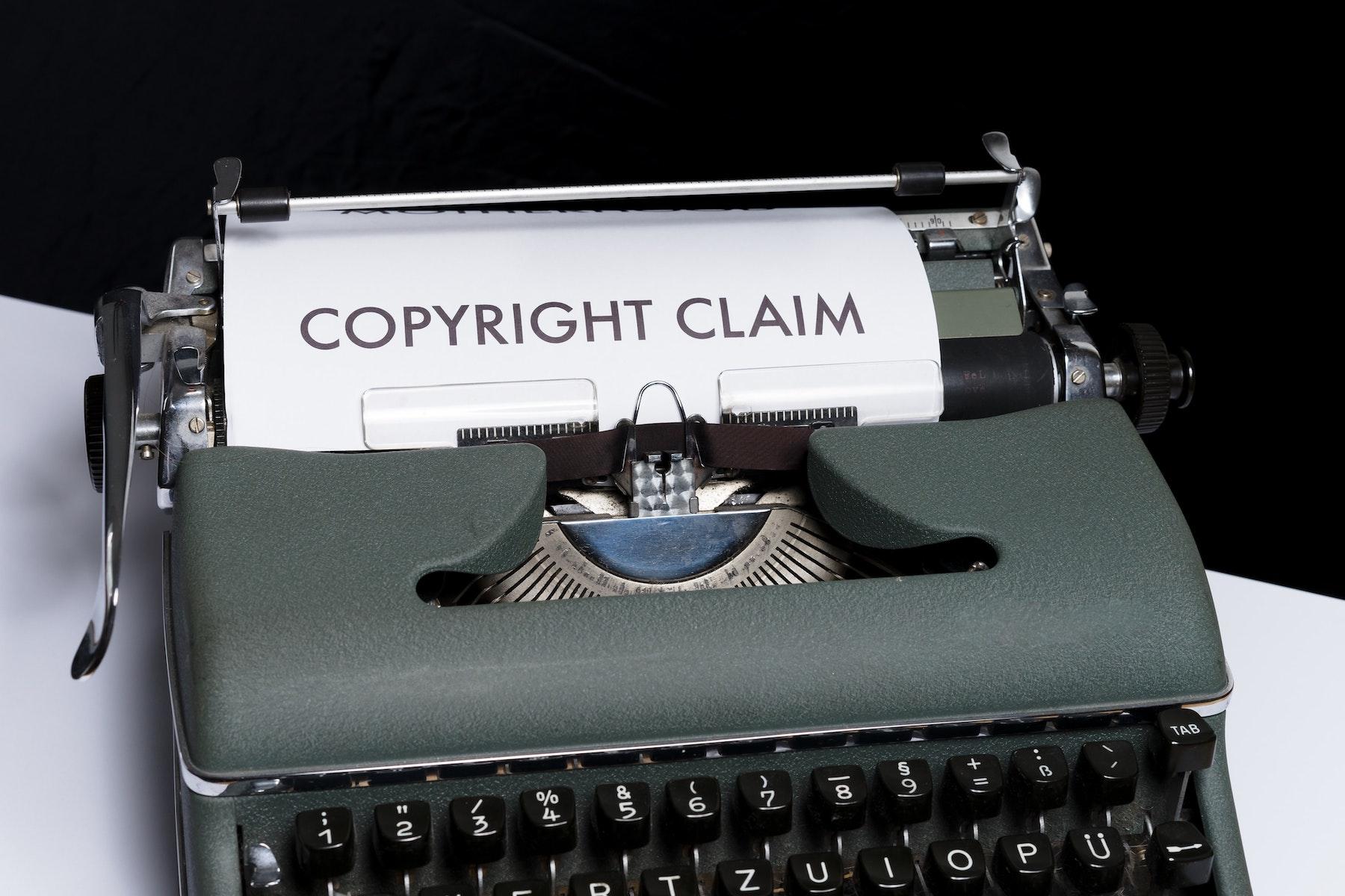 Registrar, RIAA, p2p-klage, copyright claim