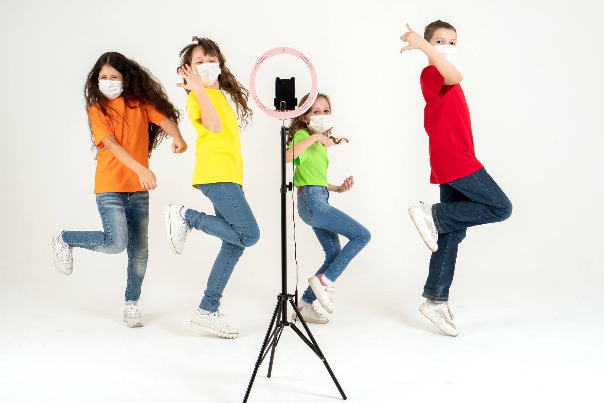 Tanzende Kinder, Soziale Medien, TikTok