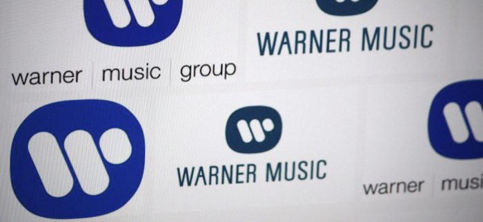 Das Logo von Warner Music Group