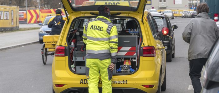 ADAC warnt vor Fake-Pannenhelfern: Betrüger mit Störsender unterwegs