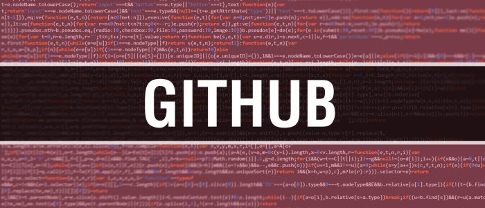 Der Schriftzug "GitHub", im Hintergrund ist Programmcode zu sehen