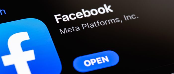 Die Facebook-App auf einem Smartphone