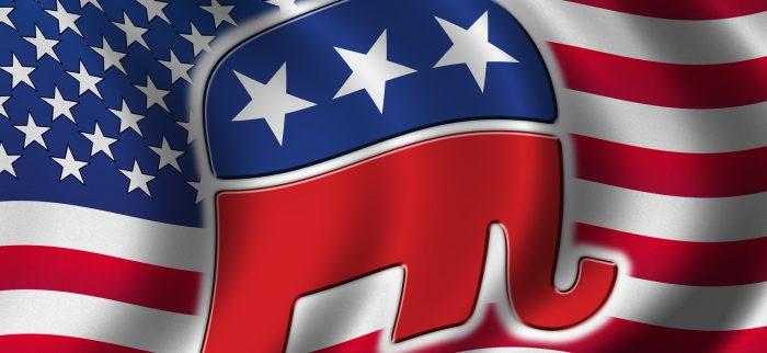 Amerikanische Flagge mit dem Elefanten der republikanischen Partei drauf, die vom RNC verwaltet wird