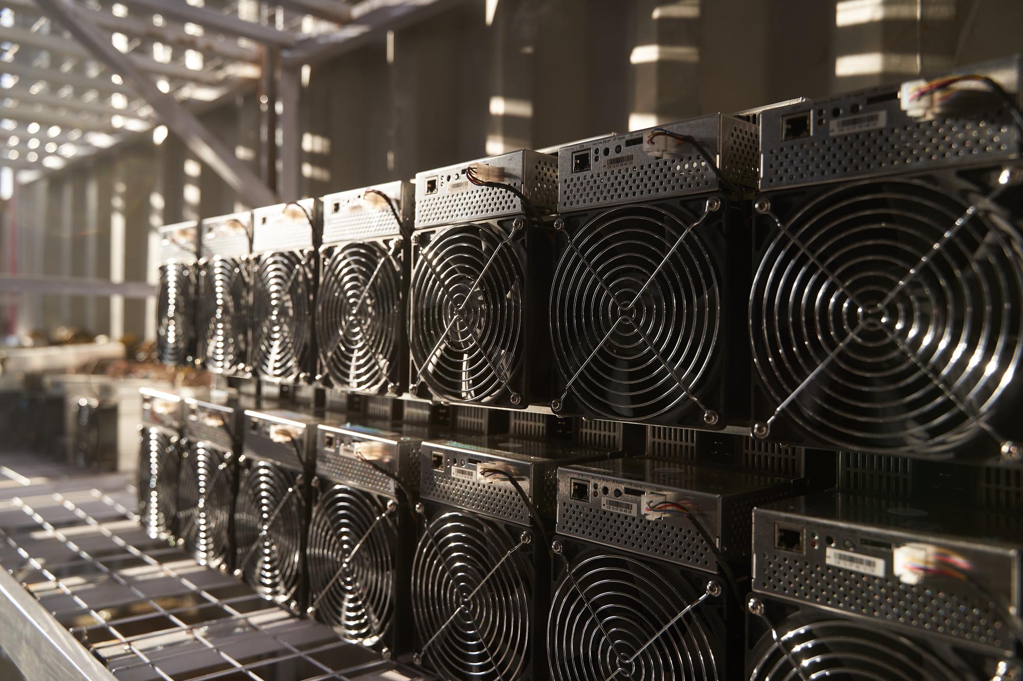 bitcoin mining hardware hashrate