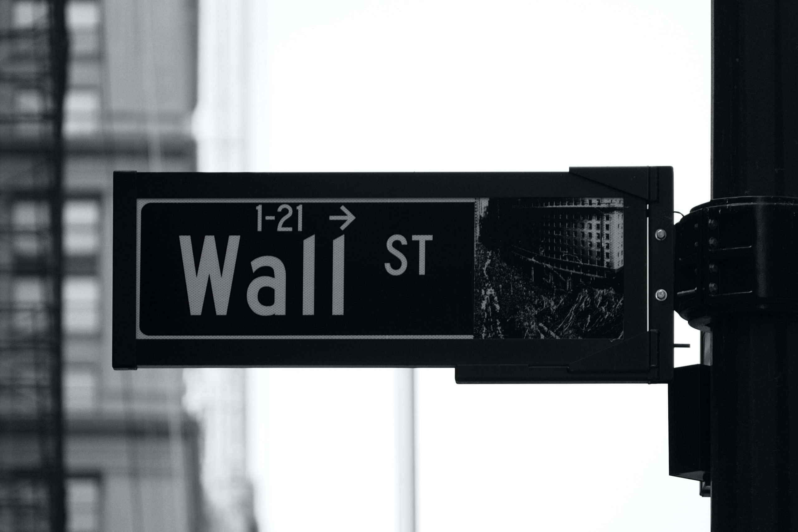 Wall Street, Investment