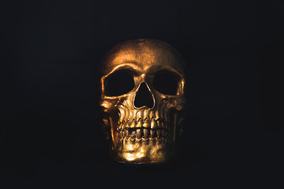 lul.to golden skull
