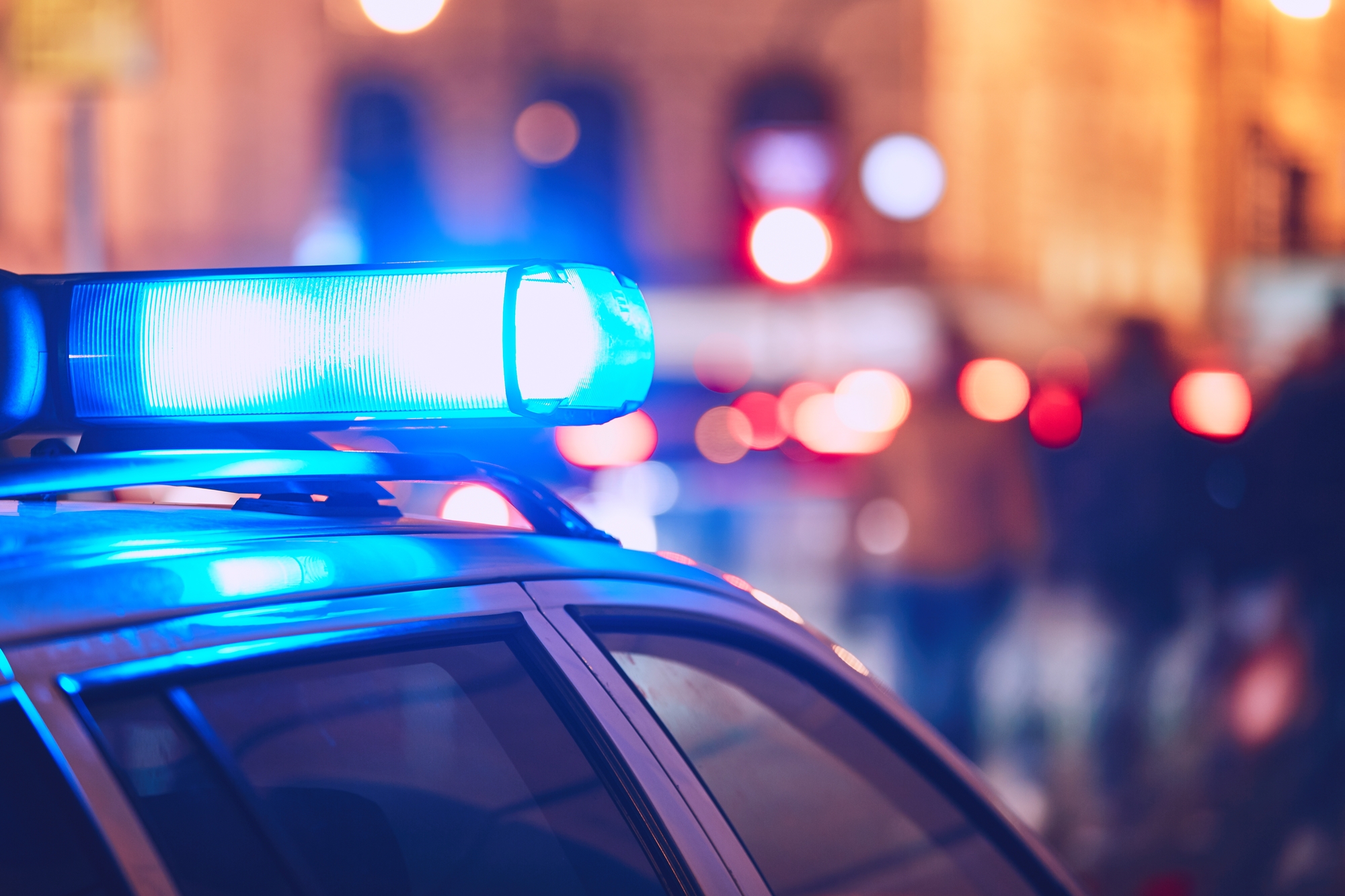 Blaulicht auf einem Fahrzeug der Polizei