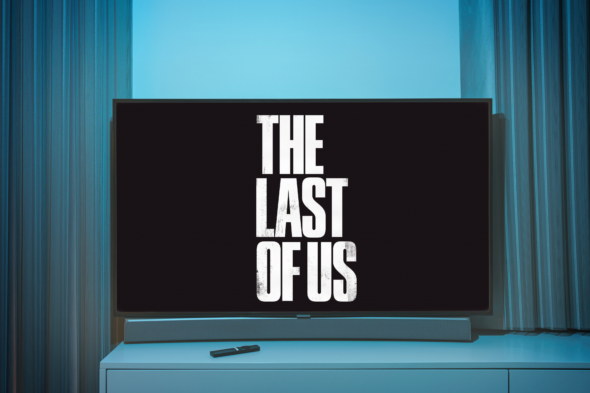Schriftzug von The last of US auf einem Fernseher